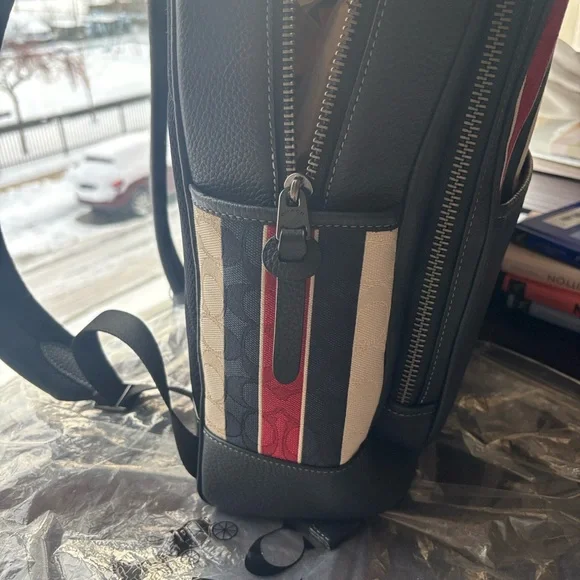 EUC COACH Thompson Backpack, Navy/Light Burgundy/Cream $325 - Picture 3 of 9